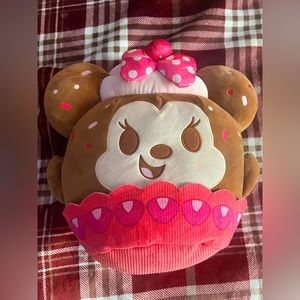 Disney Munchlings Wild Strawberry Cupcake Minnie Mouse Medium Plush